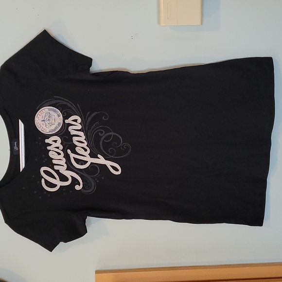 Guess graphic tee - Picture 2 of 8